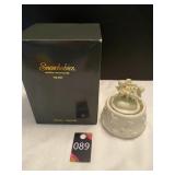 Snow Babies  Hi Ho Musical Base (Globe Broke)