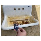 Antique Cast Iron Wall Mount Sink