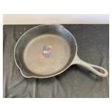 Griswold Erie 701E Skillet