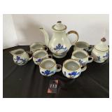 Coffee/Tea Service for 6 with Cream & Sugar Bowls
