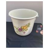 Buffalo Pottery June Rose Chamber Pot