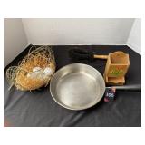 Revereware 9" Skillet & Misc