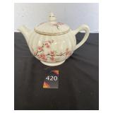 W S George Bolero 22Carat Gold 391-D Teapot