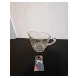 Spry  2C Measuring Cup