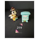 Mickey Salt & Pepper Shakers Mickey Salt & Pepper Shakers