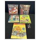 Walt Disney 45 Records & Song Book Walt Disney 45 Records & Song Book