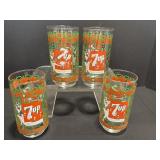 Vtg 7-up glasses (4)