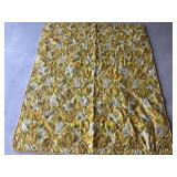 Vtg bedspread 62" x 74"