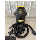 Stanley wet/dry vac with accessories