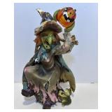 Vtg Halloween witch made of resin 12