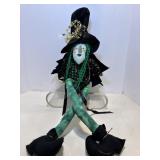 Vtg Halloween witch fabric body (shelf sitters) 28