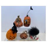 Decorative mini pumpkins