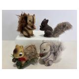 Vtg Flocked squirrels with fuzzy tails 3"H