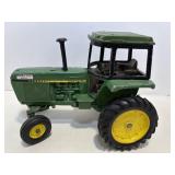 Ertl John Deere Tractor