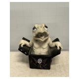 Vtg World of Krystonia 'Frobbit' figurine