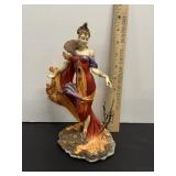 Enchantica  'autumn witch' Quillion