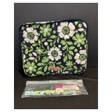 Vera Bradley tablet case "Lucky You" & Hang-...