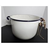 Enamelware stock pot