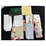 Vtg Women hankies & Vtg table runners