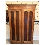 Armoire 48"x17"x74"H