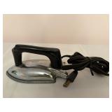 Vintage Sunny Suzy Iron 7"W