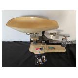 Burrows Scale Model 14A Capacity 550 Grams