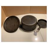 Cast Iron Roaster & Pan