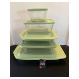 Baking Dishes with Lids