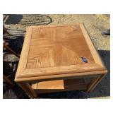 30" Sq End Table