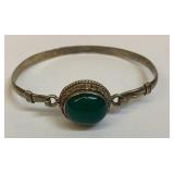 Vintage sterling silver bracelet with Green stone