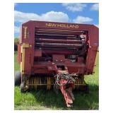 New Holland 855 Baler