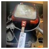 Cast Iron Heart & Round Pans, Cast Iron #3 Frying Pan, Popcorn Popper Pan