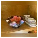 Carnival Glass Ruffled Bowl & (2) Tea Cups With Saucers