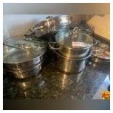 Pots & Pans With Clear Lids