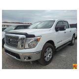 2018 Nissan Titan Platinum Pick Up, SV 4x4, V8; 172,586 Miles; VIN 1N6AA1E50JN513245 - Rebuilt Title