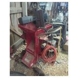 Briggs & Stratton 8 HP Wood Chipper Shredder