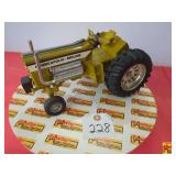 Minneapolis - Moline Tractor; 1:16 Scale