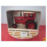 International 1566 Tractor (Special Edition) by ERTL; 1:16 Scale