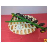 John Deere 3600 6-Bottom Plow; Die-cast scale unknown