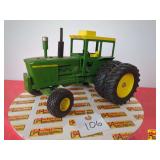 John Deere 5020 Diesel Tractor by ERTL; 1:16 Scale