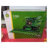 John Deere 5780 Combine by ERTL; 1:16 Scale