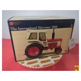 International Harvester 1466 Tractor (Precision Series) by ERTL; 1:16 Scale