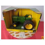 John Deere 4620 Diesel Tractor (1971) by ERTL; 1:16 Scale