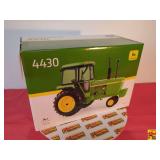 John Deere 4430 Tractor by ERTL (two-cylinder club, limited edition); 1:16 Scale