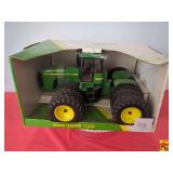 John Deere 9200 Tractor by ERTL; 1:16 Scale