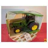 John Deere 4960 MFWD Tractor by ERTL; 1:16 Scale