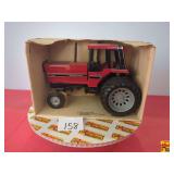International 5288 Tractor by ERTL; 1:16 Scale