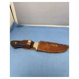 Case XX Stainless R603 USA Fixed Blade Hunting Knife with Leather Sheath