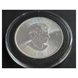 2016 5 Dollars Canadian Maple Leaf 1 OZ 999 Silver