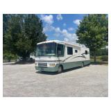 Lot 290 2000 Ford F52 Recreational Vehicle
